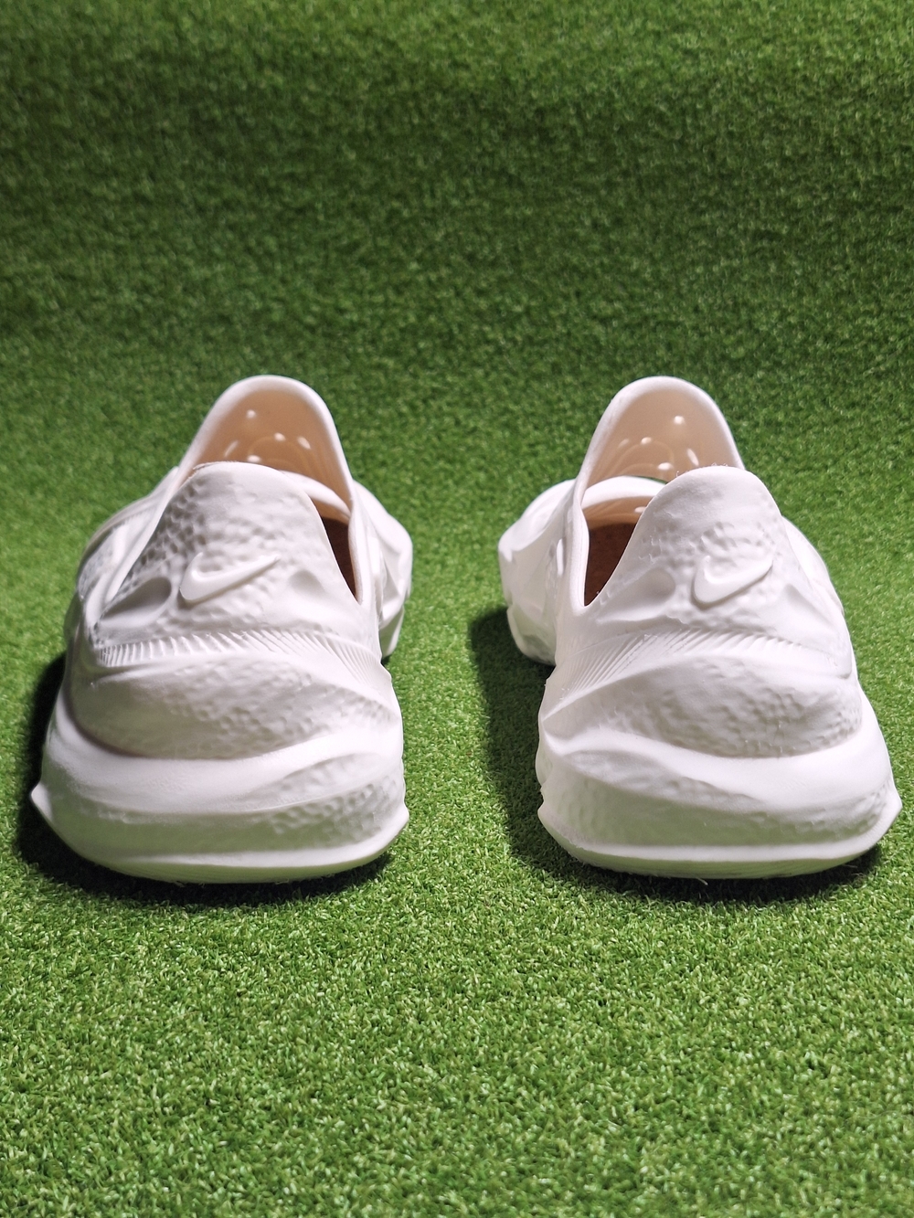 Nike ISPA Universal Men's Size 11 Natural White Sail Ivory Sneakers DM0886-100 - Picture 6 of 9